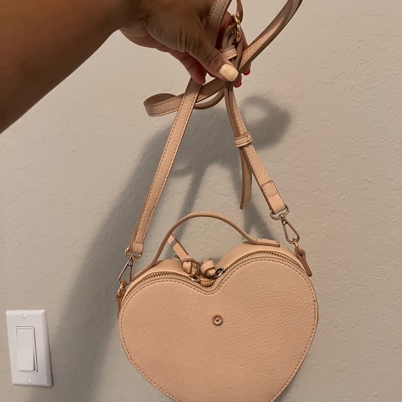 COPY - Heart shaped crossbody bag - Picture 3 of 4